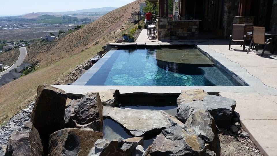 Modern geometric pool design